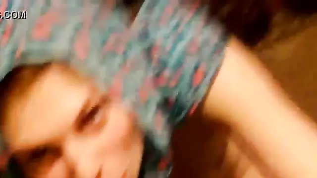 Azeri hatun adama güzel bir oral yapıyor.